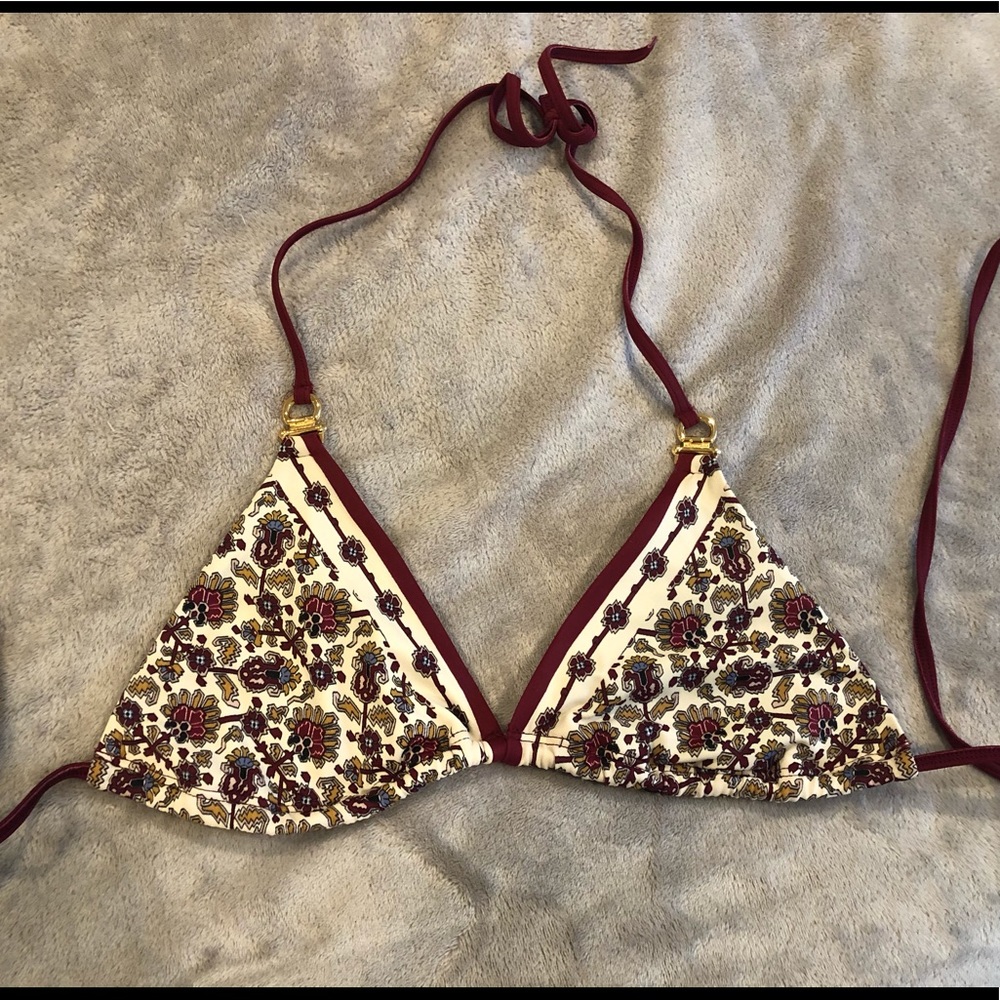 Victoria’s Secret bikini top